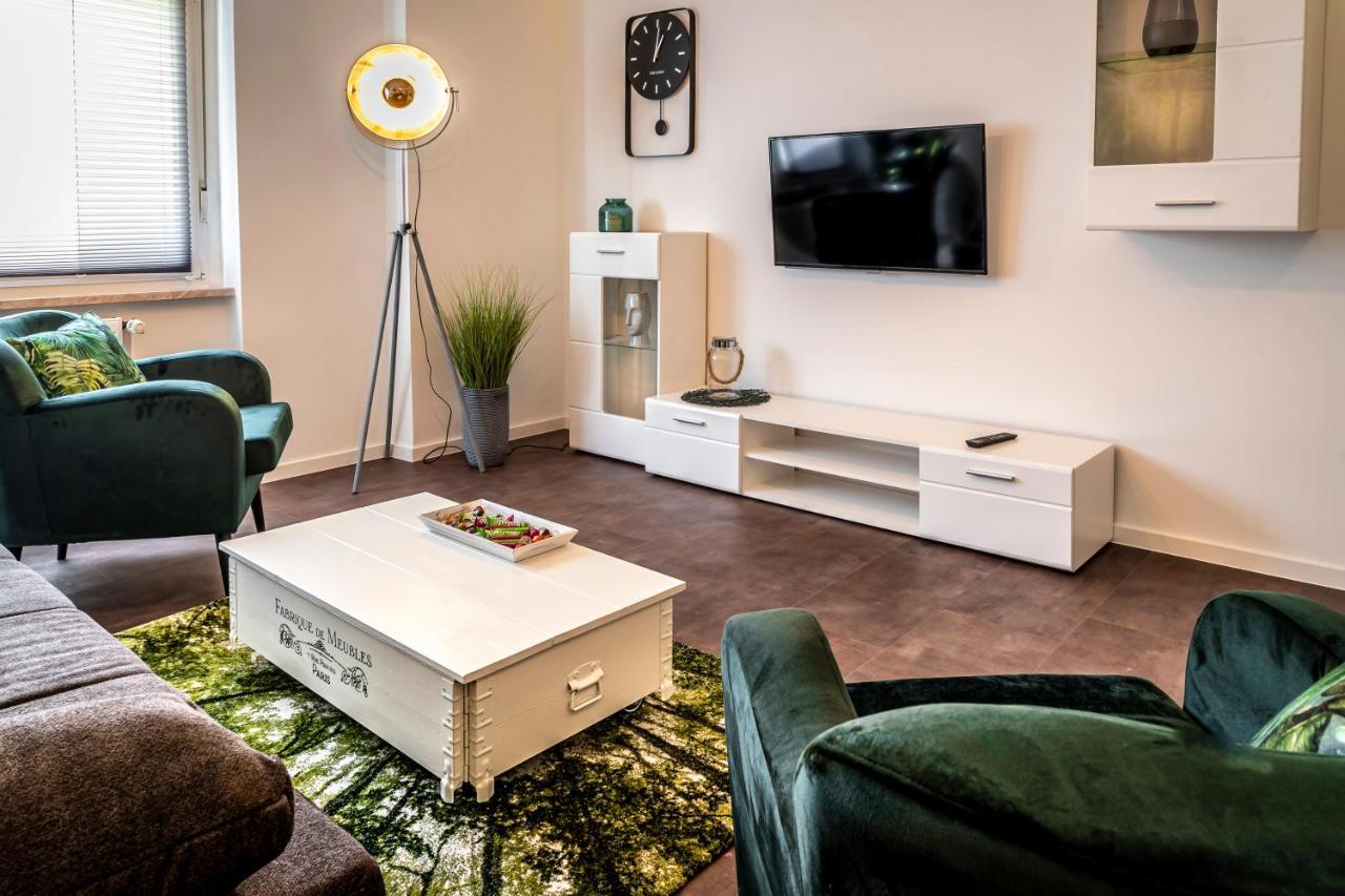Komfortable Ferienwohnung In Halle Halle  Exterior foto